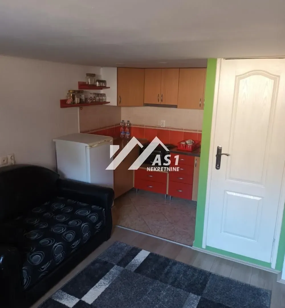 Izdavanje, jednosoban stan, 39m², Detelinara, Novi Sad Sve Podlokacije