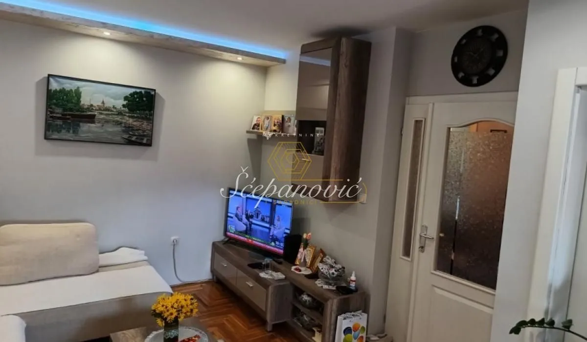 Prodaja, dvosoban stan, 55m², Nova Detelinara, Novi Sad Sve Podlokacije