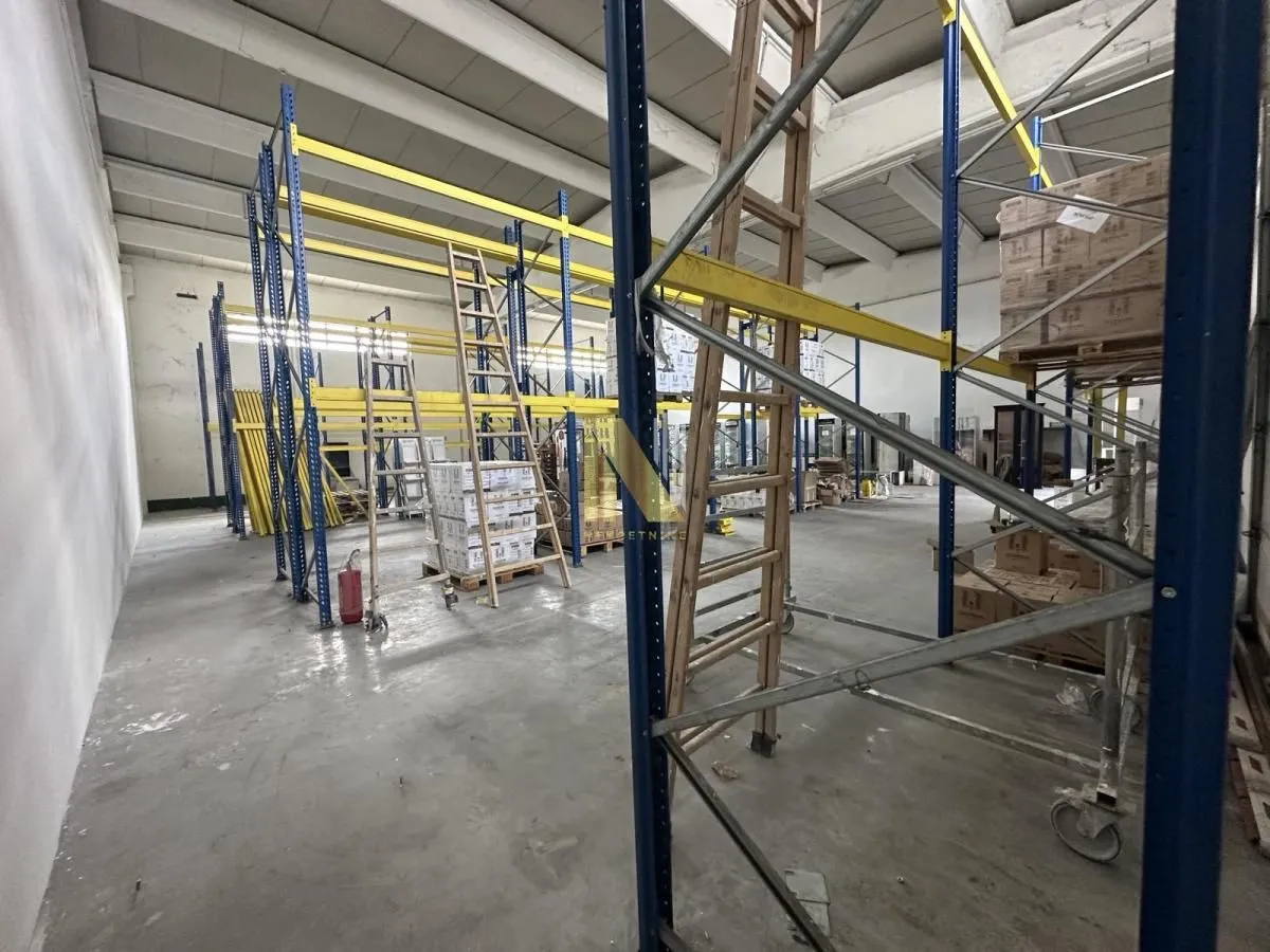 Rent, office space, 800m², Klisa, Novi Sad Sve Podlokacije