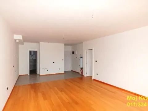 Prodaja, trosoban stan, 92m², Autokomanda, Voždovac Sve Podlokacije - image 7