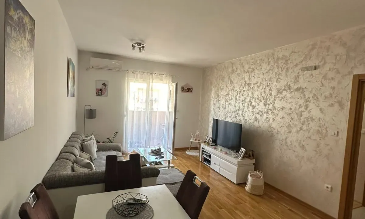 Prodaja, jednosoban stan, 48m², Tuški Put, Podgorica
