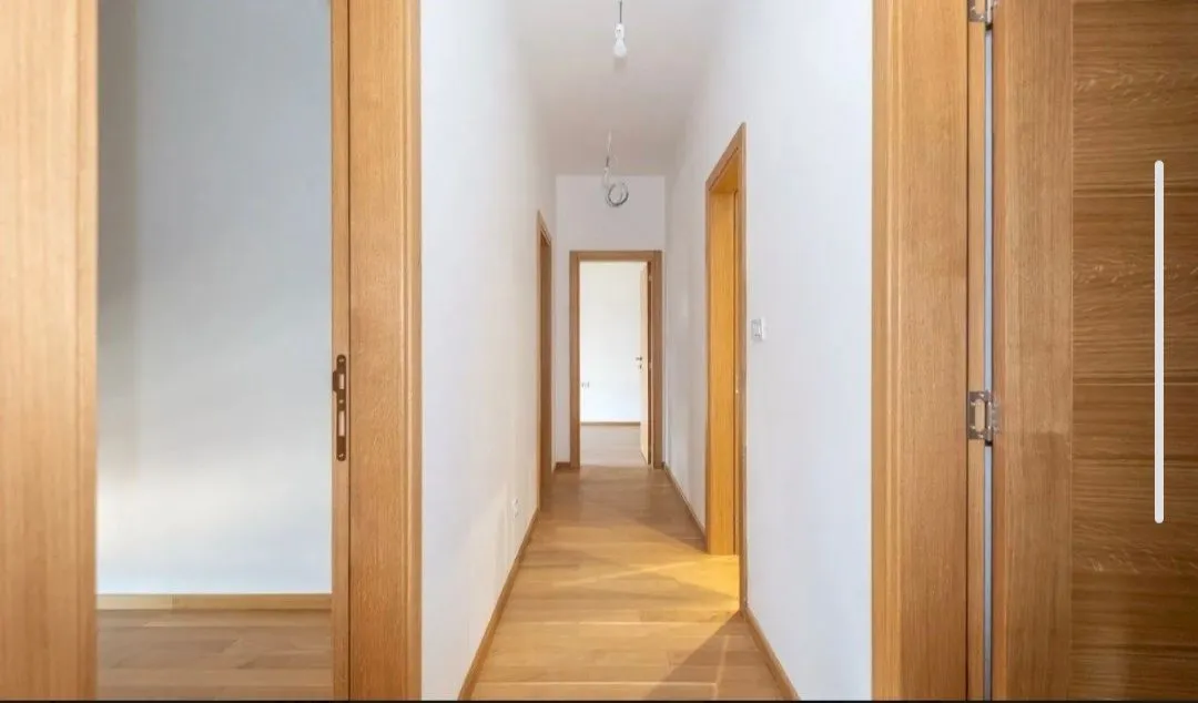 Prodaja, četvorosoban stan, 206m², Zabjelo, Podgorica