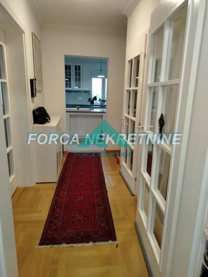 Prodaja, kuća, 431m², Višnjička Banja, Palilula Sve Podlokacije