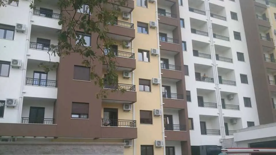 Prodaja, jednosoban stan, 45m², Lazi, Budva