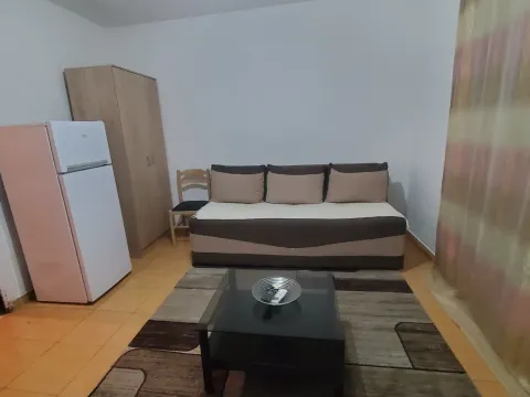 Rent, apartment, 25m², Podgorica, Crna Gora - image 2