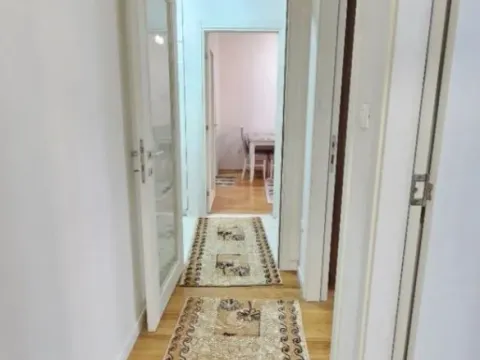 Rent, two bedroom apartment, 70m², Central Point, Podgorica - image 11
