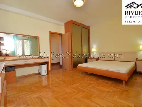 Sale, two bedroom apartment, 229m², Savina, Herceg Novi - image 12