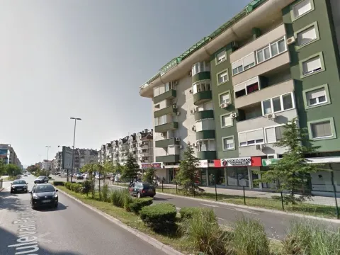 Stan in Stari Aerodrom