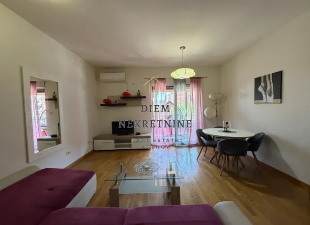 Rent, one bedroom apartment, 50m², City Kvart, Podgorica