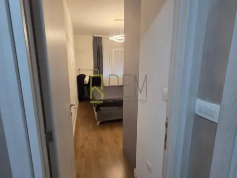 Prodaja, jednosoban stan, 40m², Dalmatinska ulica, Podgorica - image 5