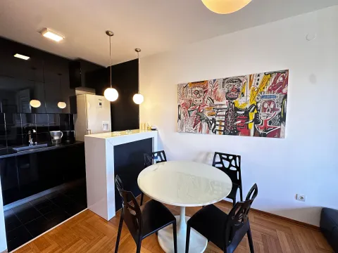 Izdavanje, dvosoban stan, 70m², Zabjelo, Podgorica - image 4