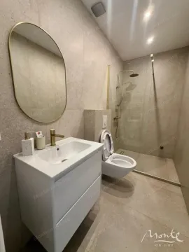 Prodaja, kuća, 220m², Tivat, Crna Gora - image 14