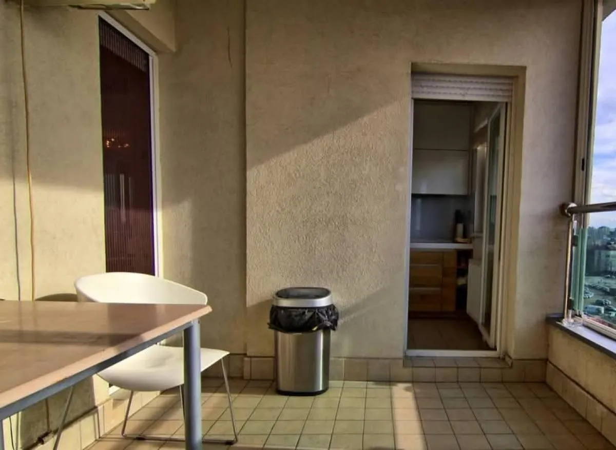 Prodaja, trosoban stan, 120m², Bulevar patrijarha Pavla, Novi Sad Sve Podlokacije