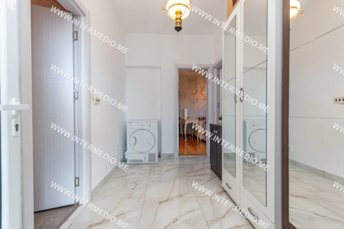 Prodaja, jednosoban stan, 61m², Topla, Herceg Novi
