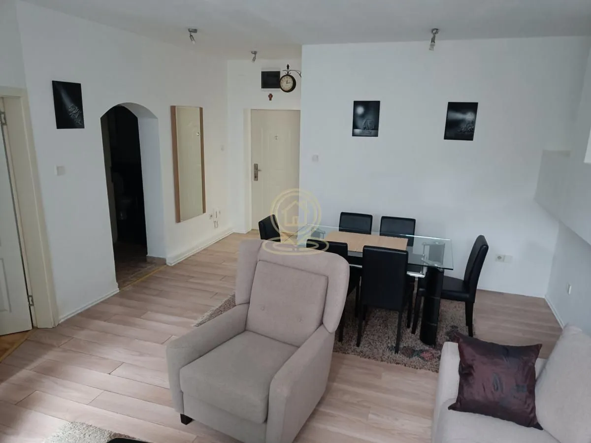 Izdavanje, jednosoban stan, 45m², Podbara, Novi Sad Sve Podlokacije
