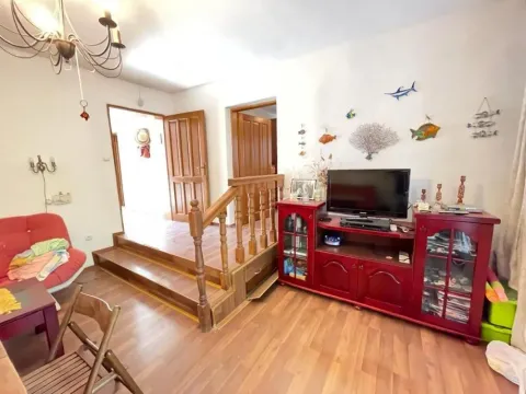 Prodaja, kuća, 297m², Zagrad, Berane - image 4