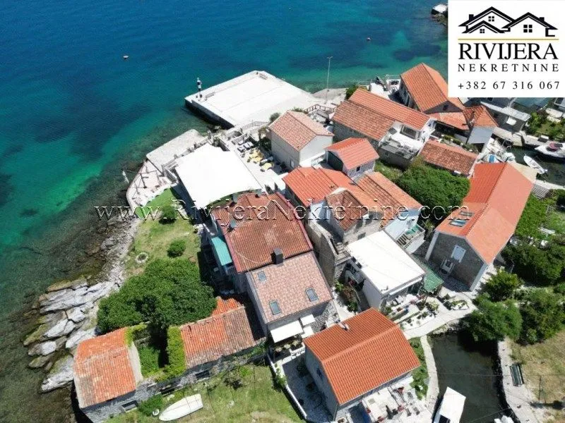 Prodaja, kuća, 111m², Tivat, Crna Gora