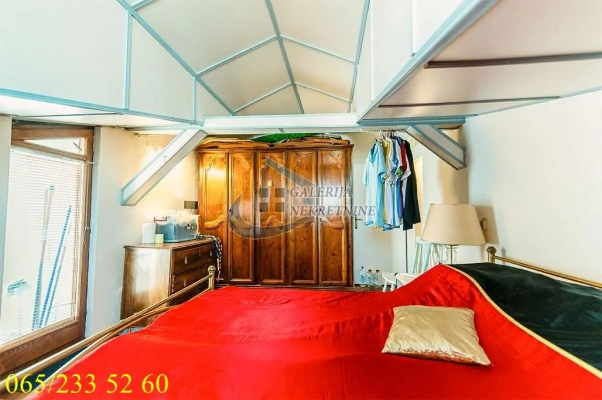 Sale, three bedroom apartment, 110m², Stari Grad, Beograd