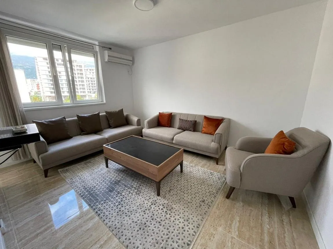 Prodaja, jednosoban stan, 54m², Centar, Budva