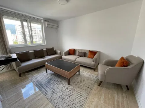 Prodaja, jednosoban stan, 54m², Centar, Budva