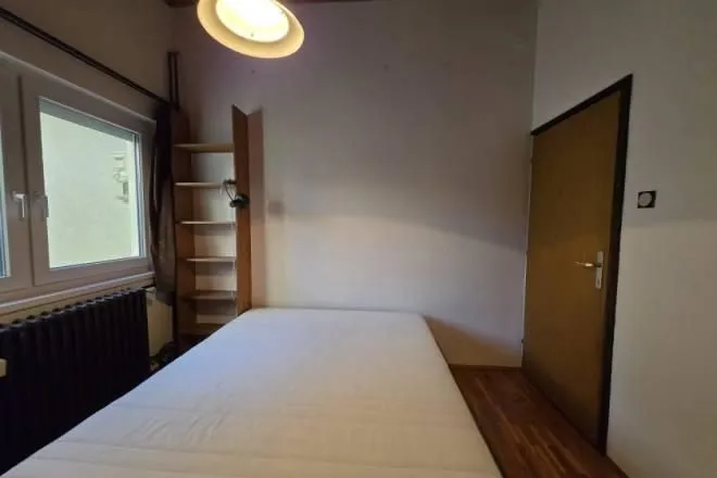 Izdavanje, četvorosoban stan, 102m², Olimp, Zvezdara Sve Podlokacije