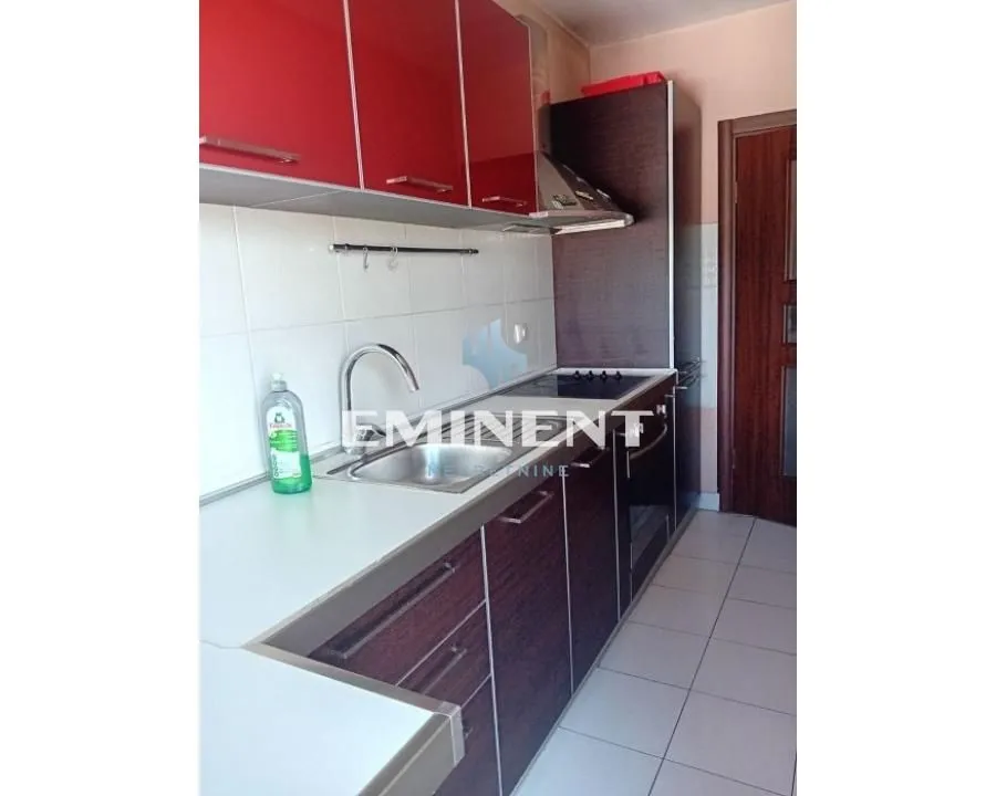 Izdavanje, trosoban stan, 68m², Čukarica, Beograd