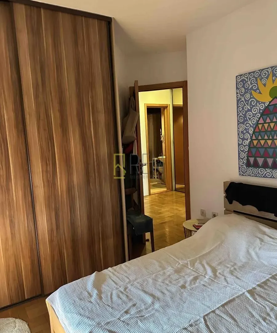 Prodaja, trosoban stan, 81m², Stari Aerodrom, Podgorica