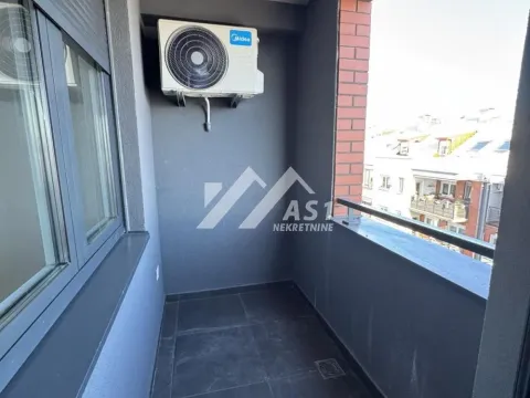 Rent, apartment, 33m², Bulevar Oslobodjenja, Novi Sad Sve Podlokacije - image 7