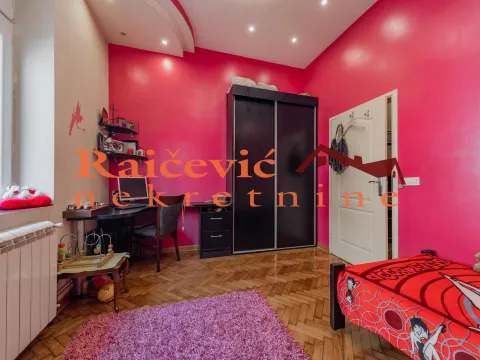 Prodaja, trosoban stan, 86m², Cvetni Trg, Vračar Sve Podlokacije - image 4