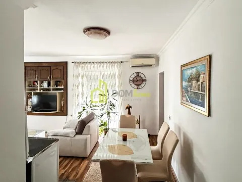 Rent, two bedroom apartment, 65m², Gornja Gorica, Podgorica - image 11