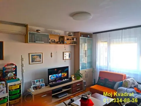 Prodaja, dvosoban stan, 59m², Brace Jerković, Voždovac Sve Podlokacije