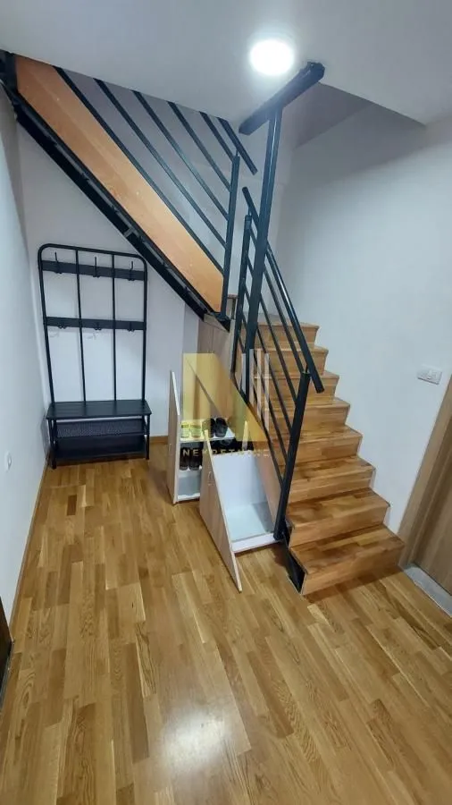 Prodaja, dvosoban stan, 64m², Detelinara, Novi Sad Sve Podlokacije