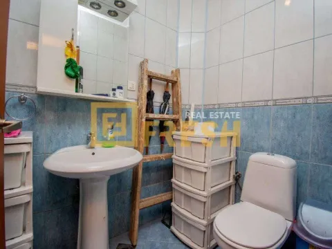 Prodaja, kuća, 180m², Donja Gorica, Podgorica - image 15