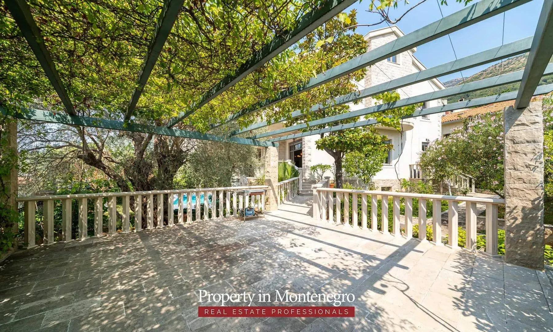 Sale, house, 971m², Petrovac, Budva