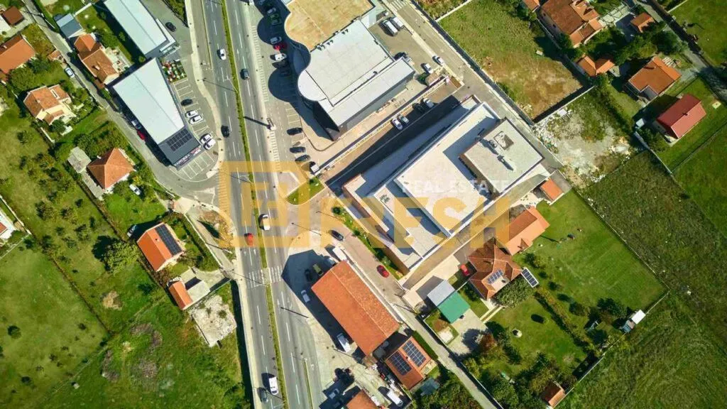 Rent, office space, 7600m², Donja Gorica, Podgorica