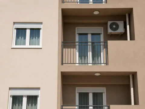 Rent, one bedroom apartment, 42m², Stari Aerodrom, Podgorica - image 9