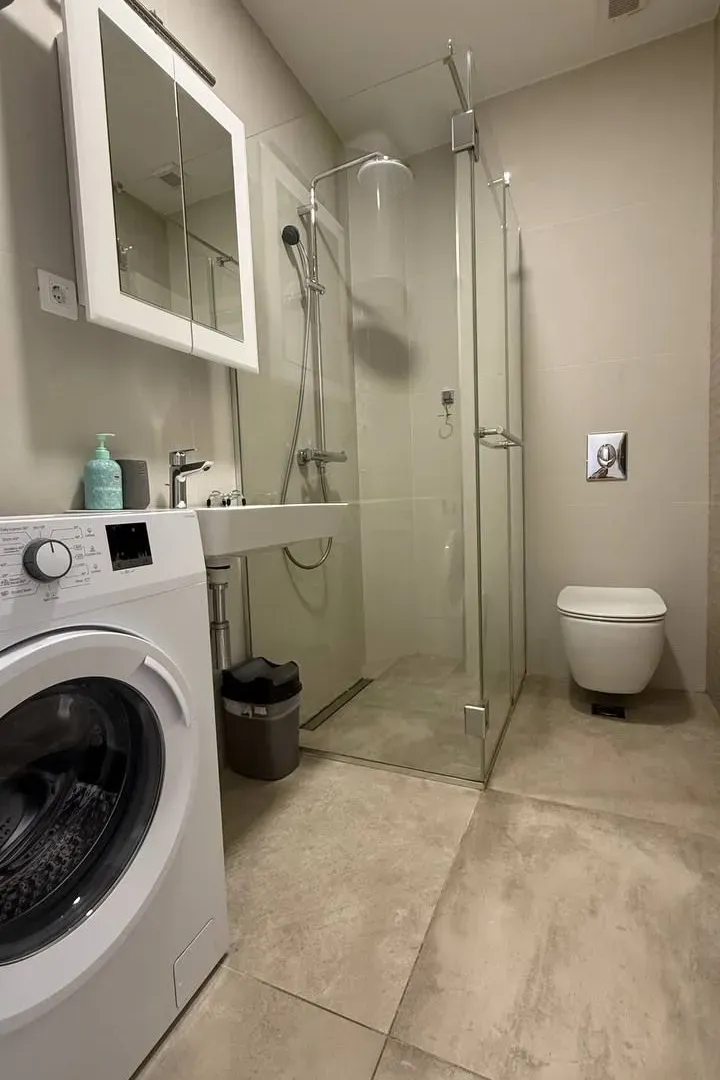 Rent, one bedroom apartment, 55m², Bečići, Budva