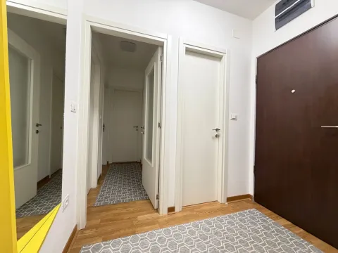 Prodaja, dvosoban stan, 63m², City Kej, Podgorica - image 9