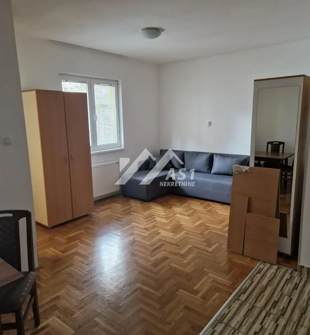 Izdavanje, stan, 30m², Novo naselje, Novi Sad