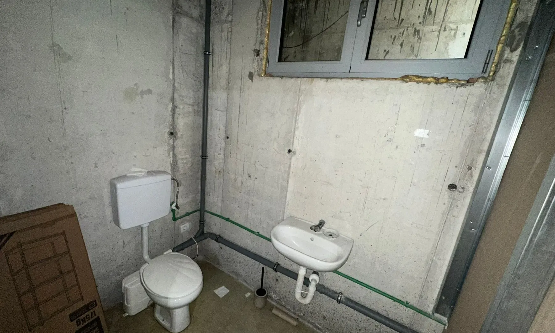 Rent, office space, 92m², Tološi, Podgorica