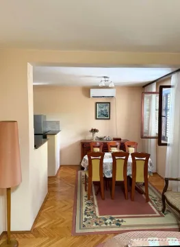 Izdavanje, kuća, 200m², Zagorič, Podgorica - image 3