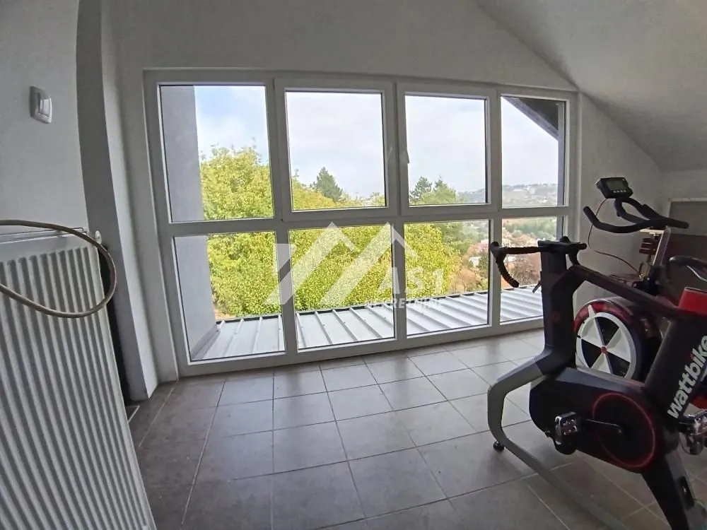 Izdavanje, kuća, 140m², Paragovo, Petrovaradin