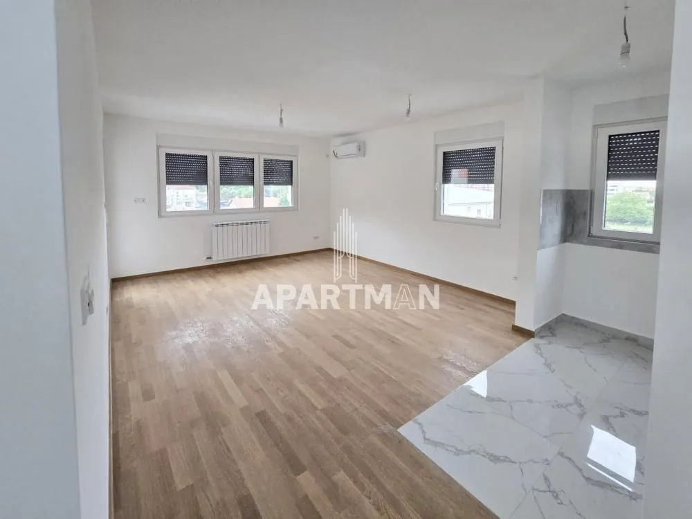 Prodaja, trosoban stan, 60m², Ledine, Beograd
