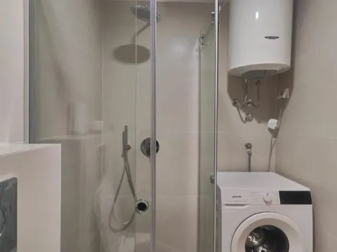 Izdavanje, dvosoban stan, 53m², City Kvart, Podgorica - image 12