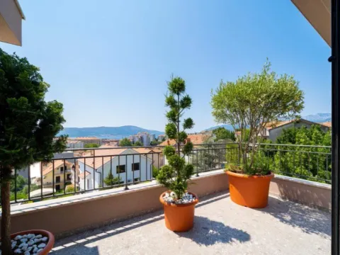 Sale, two bedroom apartment, 78m², Kalimanj, Tivat - image 12