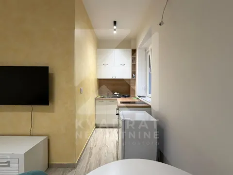 Rent, studio apartment, 20m², Centar, Podgorica - image 5