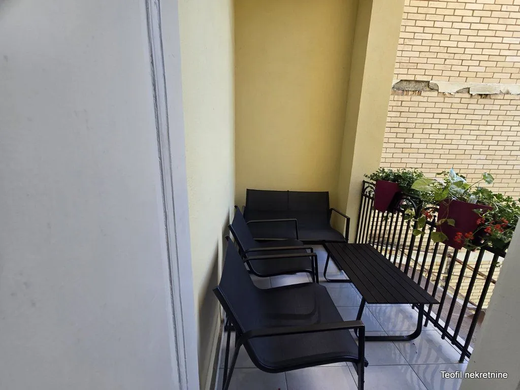 Rent, three bedroom apartment, 71m², Stari Grad, Beograd