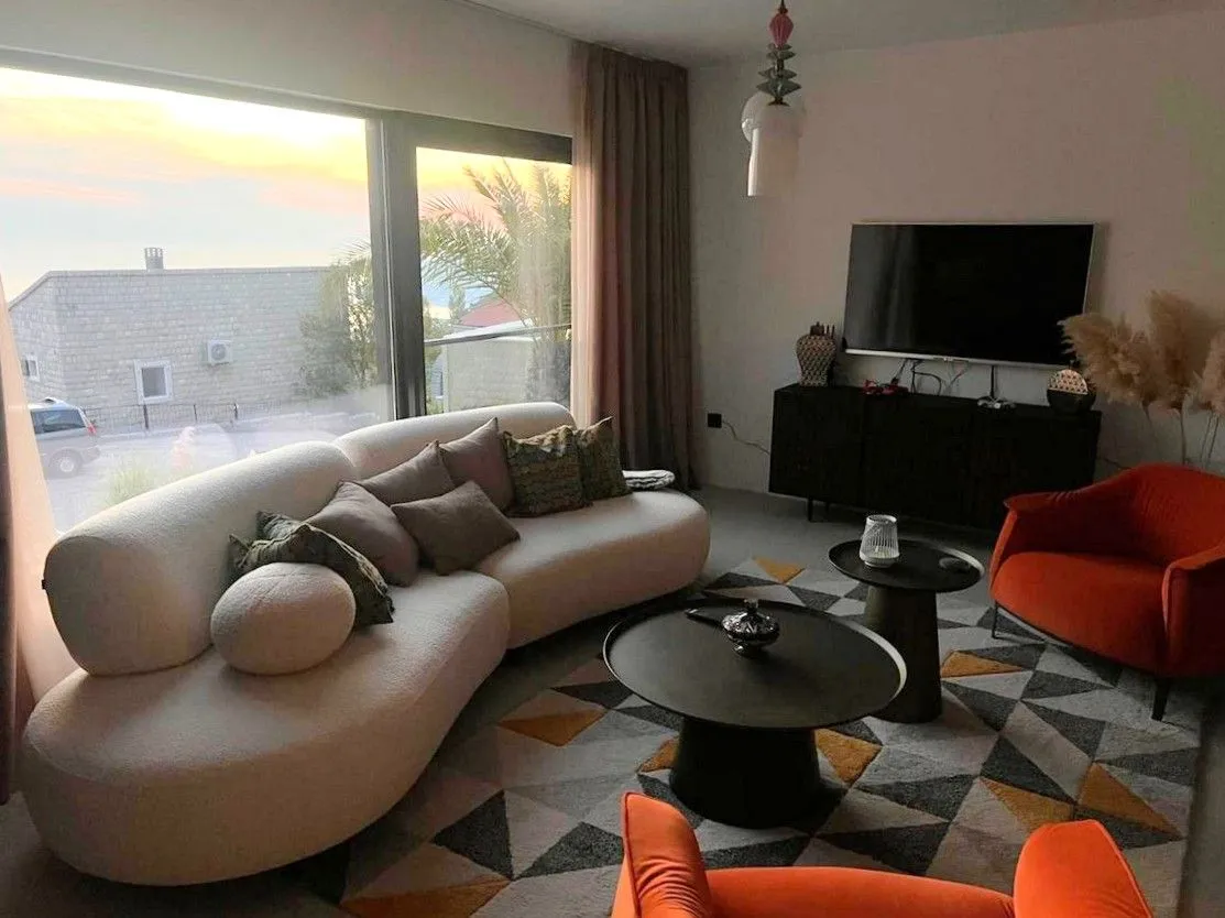 Sale, house, 257m², Kuljače, Budva