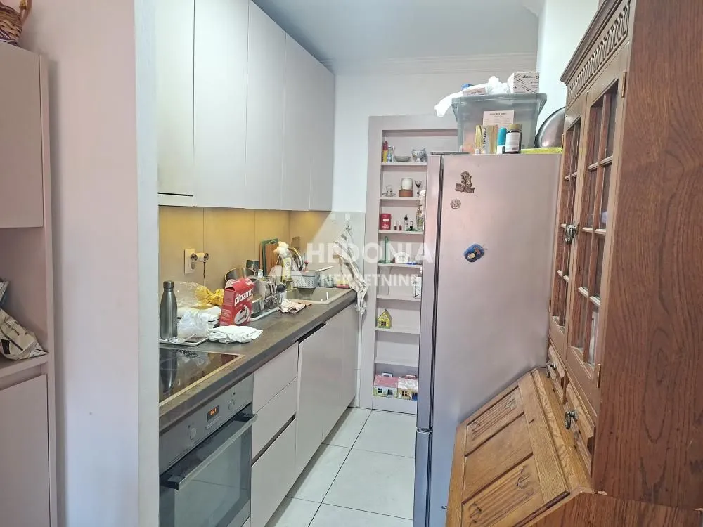 Sale, three bedroom apartment, 71m², Južni Bulevar, Vračar Sve Podlokacije