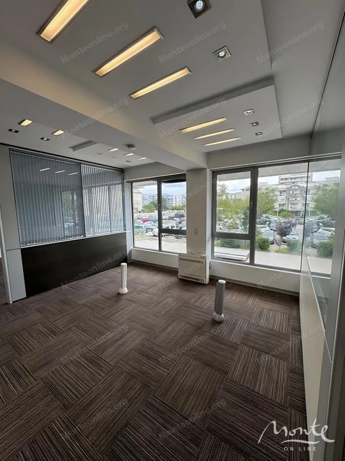 Sale, office space, 80m², Podgorica, Crna Gora
